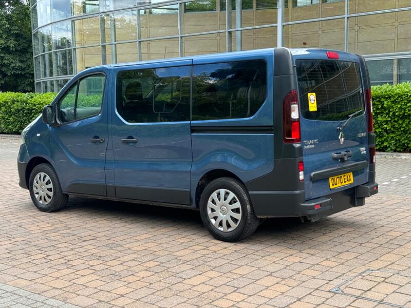RENAULT TRAFIC