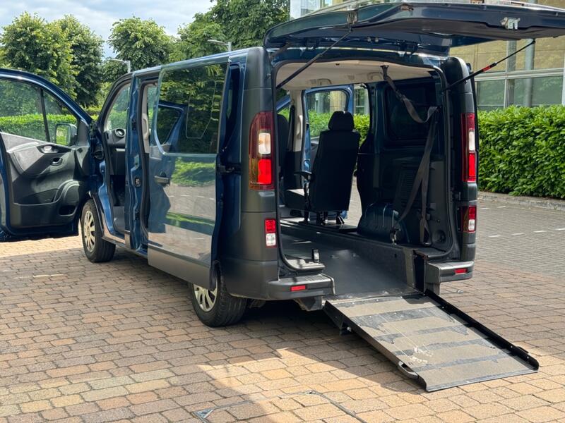 RENAULT TRAFIC