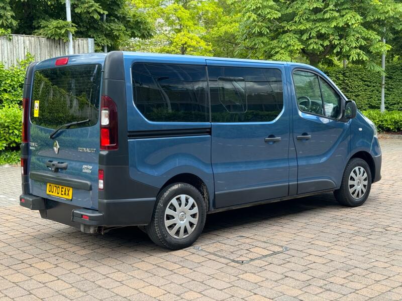 RENAULT TRAFIC
