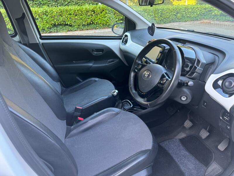TOYOTA AYGO