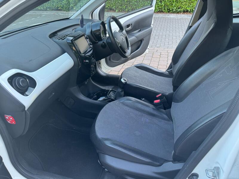 TOYOTA AYGO