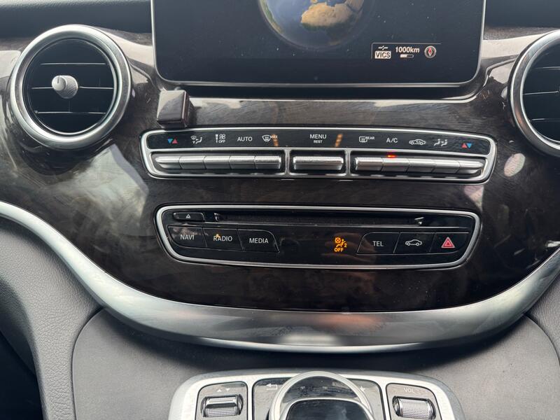 MERCEDES-BENZ V CLASS