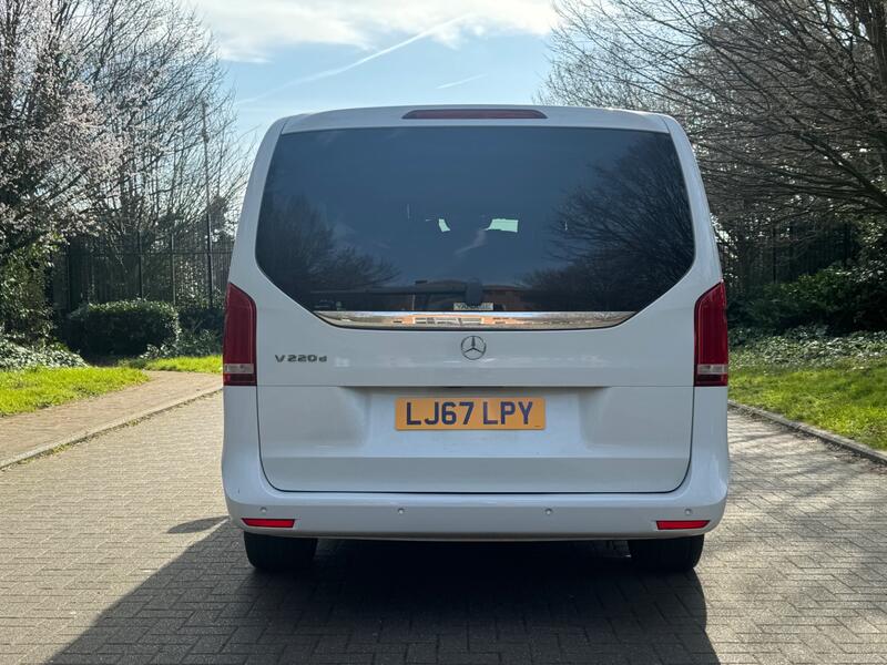 MERCEDES-BENZ V CLASS