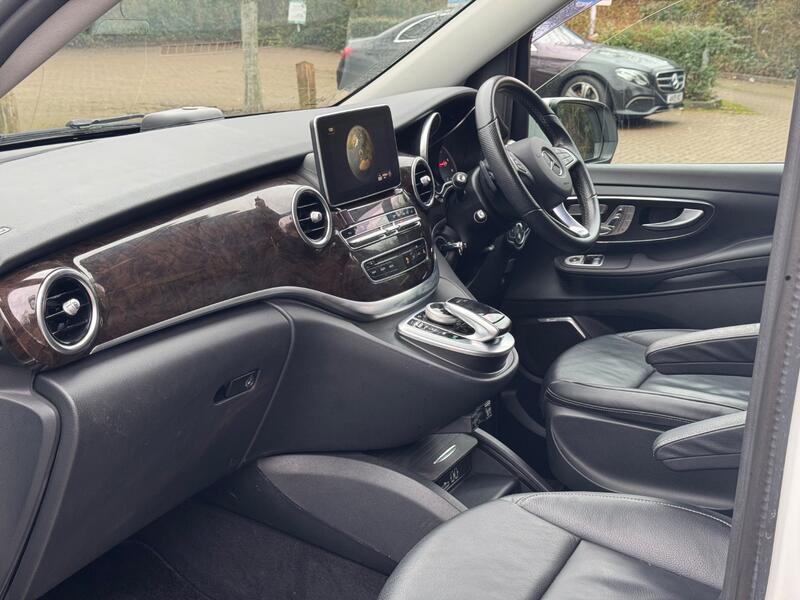 MERCEDES-BENZ V CLASS