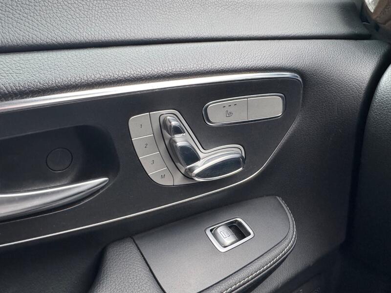 MERCEDES-BENZ V CLASS