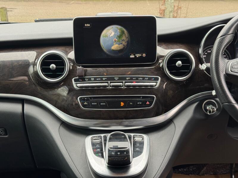 MERCEDES-BENZ V CLASS