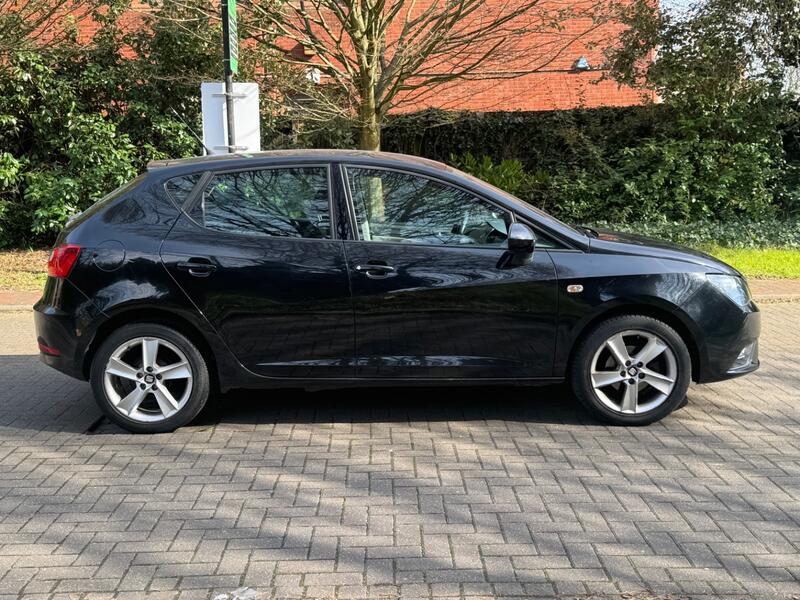 SEAT IBIZA