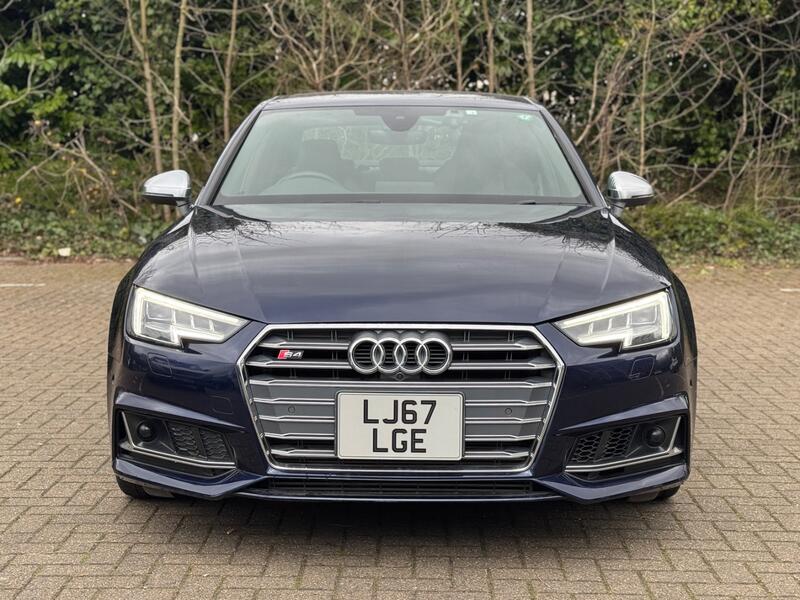 AUDI S4