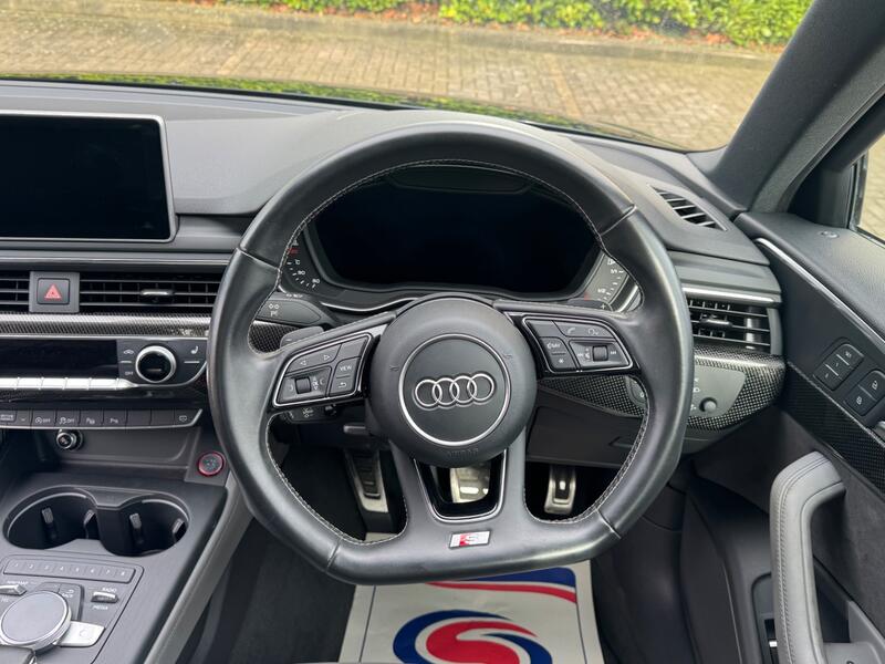 AUDI S4