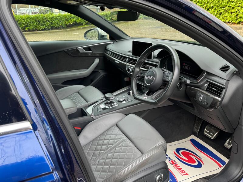 AUDI S4