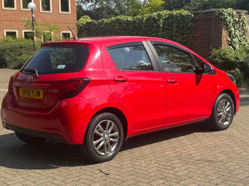 TOYOTA YARIS