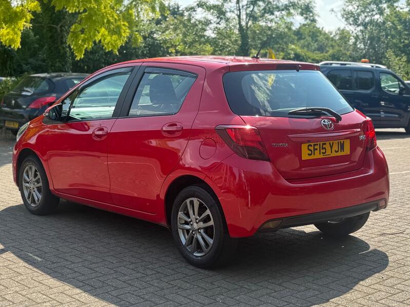 TOYOTA YARIS